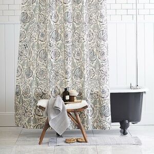 NWT Pottery Barn Haylie Shower Curtain